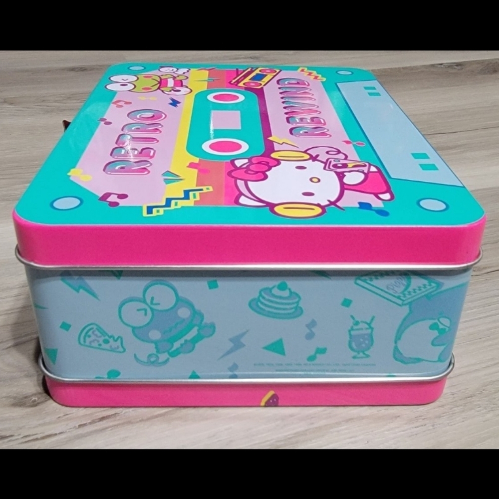 Hello kitty retro rewind lunchbox sanrio loot crate - Picture 7 of 9
